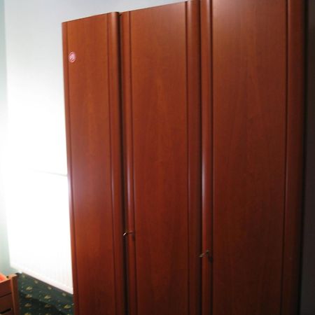 Hotel Restaurant "Waldschaenke" Wassenberg Room photo