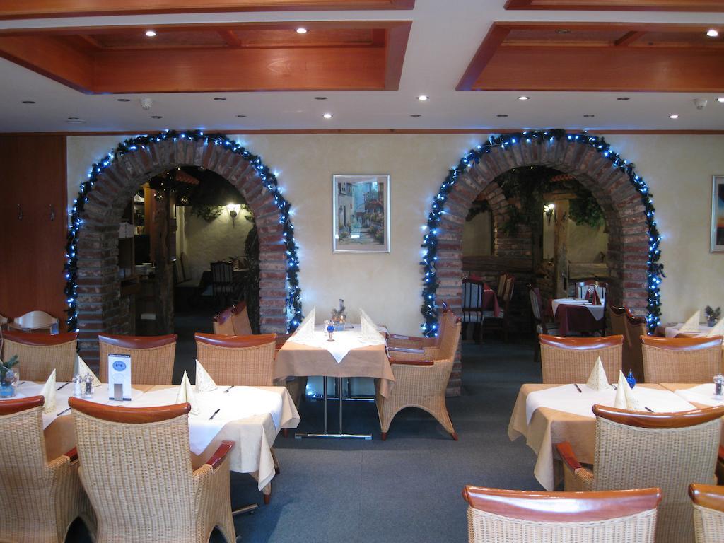 Hotel Restaurant "Waldschaenke" Wassenberg Exterior photo